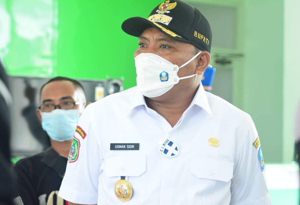 Usman Sidik Bupati Kabupaten Halmahera Selatan. (Sadam//segmen)