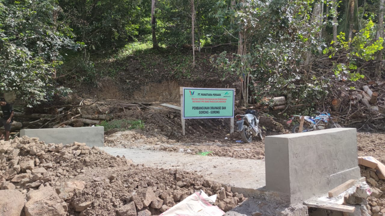 Pekerjaan deker berlokasi di RT 8 desa Jikotamo (foto,CSR WP)