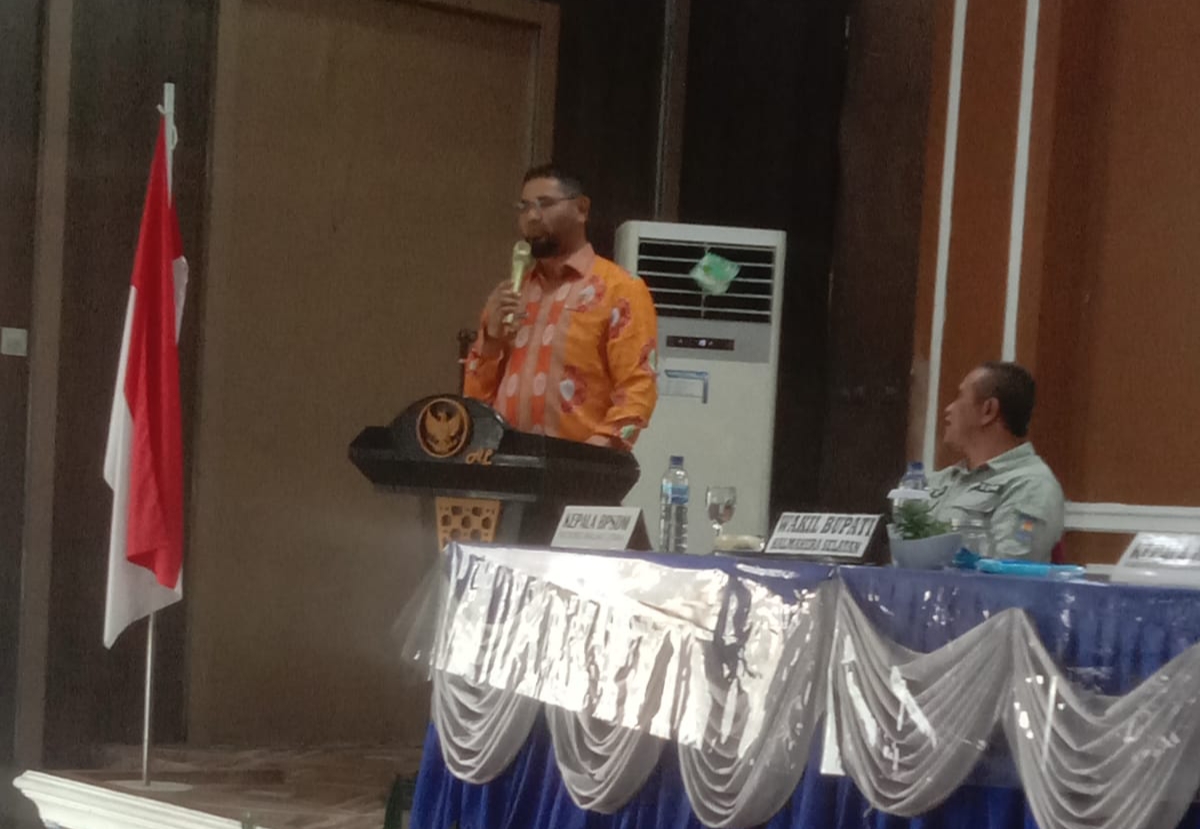 Hasan Ali Bassam Kasuba Wakil Bupati Halmahera Selatan saat sambutan dan membuka dengan resmi kegiatan Diklat CPNSD tahun 2021.