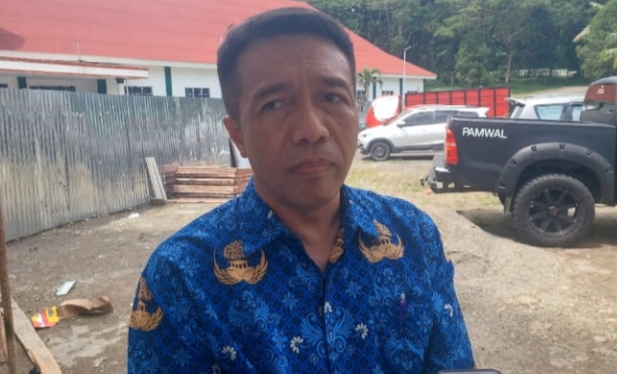 Kadis PM-PTSP Halsel Aswin Adam, SE.,MM (foto_istimewah)