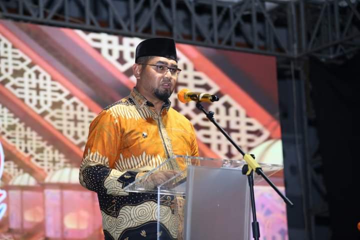 Bupati Halsel Bassam Kasuba saat pembukaan MTQ tingkat kabupaten tahun 2024 (foto//Sadam_segmen)