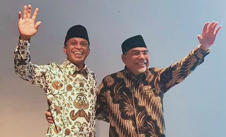 Dr. Muhammad Kasuba dan Basri Salama, S.Pd (Dok//Sadam)