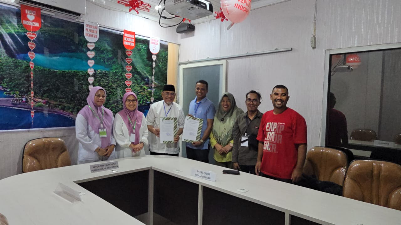Pose bersama MK-BISA usai pemeriksaan kesehatan (Dok//Sadam)