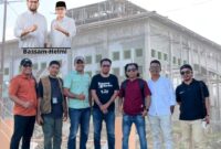 Pose 7 dari 9 Wartawan Media Center Bassam-Helmi yakni Alif Budiman, Husni Saban, Sadam Hadi, Samsudin Chalil, Risman Lamitira, Mursal Bahtiar dan Samsul Bahri (dok//matagena) 