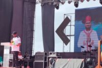 Sambutan Bupati Halsel Bassam Kasuba sekaligus membuka secara resmi Festival Saruma 2025. Foto Sadam|segmen