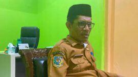 Samsu Abubakar, Kepala Dinas Lingkungan Hidup Halmahera Selatan. Foto Sadam Hadi|Segmen