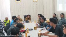 Hearing masa aksi PWI dan Wakil Bupati Halsel, Helmi Umar Mukhcin. Foto Sadam Hadi |Segmen