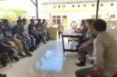 Hearing masa aksi PWI Halsel dan Wakapolres Halsel dan jajaran. Foto Sadam Hadi|Segmen