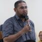 Gambar saat Bupati Halsel H. Bassam Kasuba bertanya di Puskesmas Mataram Jakarta Timur. Foto Sadam|Segmen